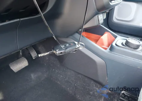 2024 Ford Maverick Xlt z USA, uszkodzony, nr VIN 3FTTW8H94RRB40952